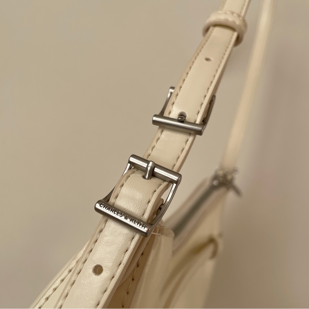 Charles & Keith Sloane Shoulder Bag in Cream - Picture 9 of 16